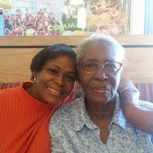 Meet your Posher, Joni